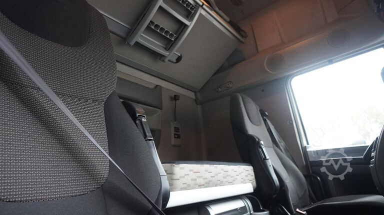 SZM มาตรฐาน DAF XF 460 SSC tractor unit