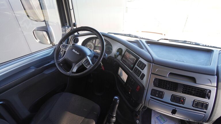 Sistema de brazo de gancho DAF XF 460 – 8x2 hooklift truck