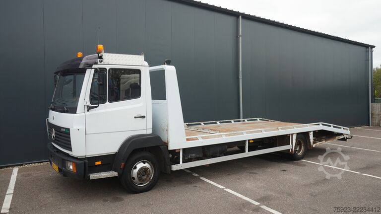 รถตู้ขนส่งรถยนต์ Mercedes-Benz 814 machine transporter truck