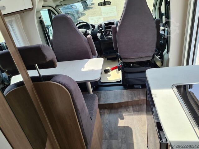 Полуинтегрированный автодом CARADO V 339 *Pro+ Paket*LTE-Paket*