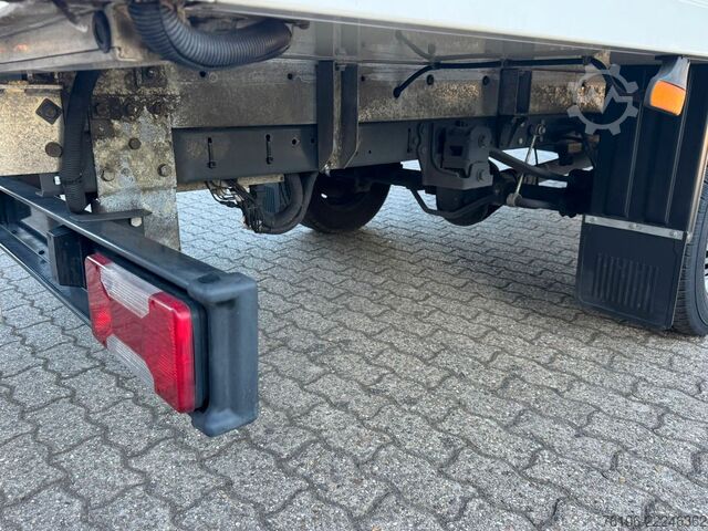 冷藏厢式货车 IVECO Daily 35S12 Hi-Matic Tiefkühlkoffer *Thermoking*