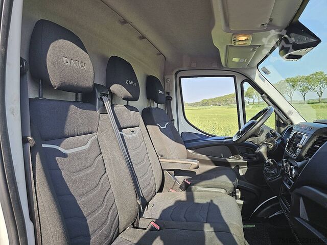 Kõrge katusega universaal IVECO DAILY 35C18 ac automaat EURO6