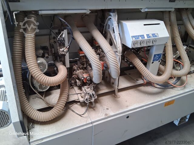 Kantenanleimmaschine Biesse Akkron 440
