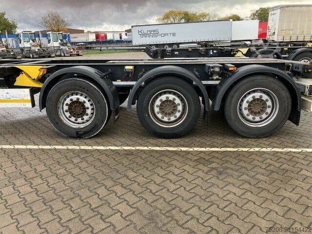 نیمه تریلر با بدنه قابل تعویض Krone Box Liner  SDC 27 eLTU5 plus