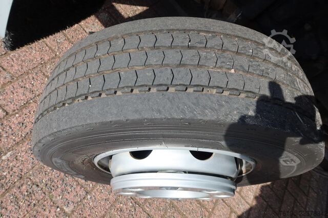  DAF LF 250 LF250 FA Schuifzeil +Dhollandia 1500 kg