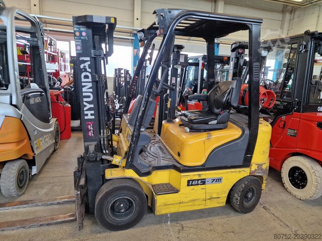 Carrello elevatore Hyundai 18L-7M Gasstapler
