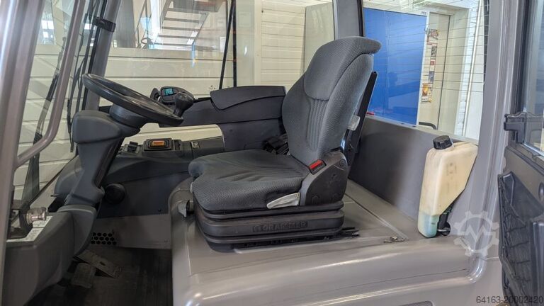 Elektryczny wózek widłowy 4-kołowy Jungheinrich EFG 425s neuwertige Batterie