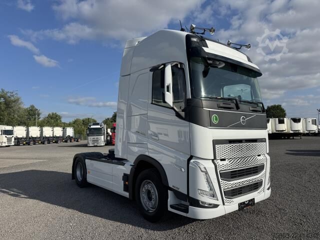 Standardní tahač Volvo FH 500 Globe XL Euro 6 Retarder I-Park Cool