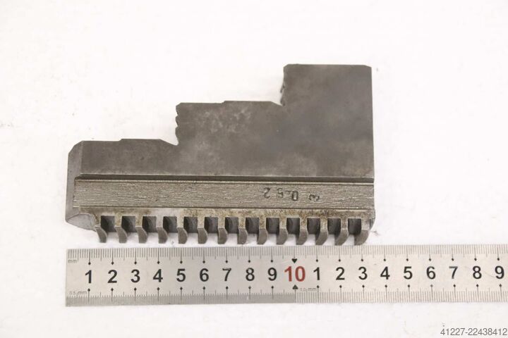  unbekannt Breite 30 mm