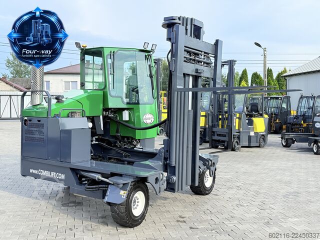 Carretilla retráctil de 4 vías Combilift C5000XL DIESEL TRIPLEX 5550 FREE-LIFT