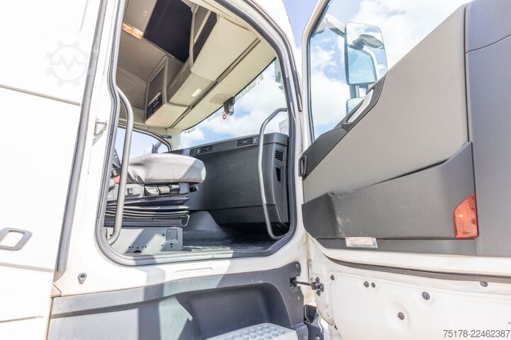  VOLVO FH4 460 GLOB