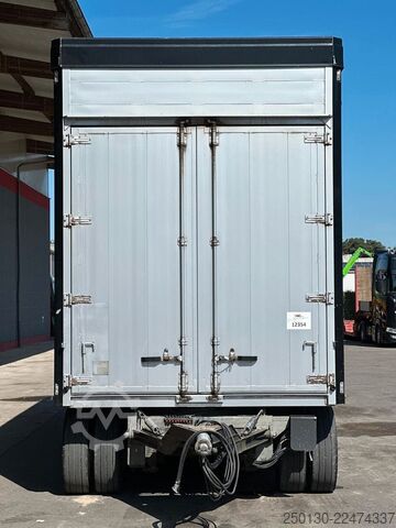 Trailer angkut kuda Finkl FINKL VTA24 3.Stock KombiLiner Liftachse Hubdach