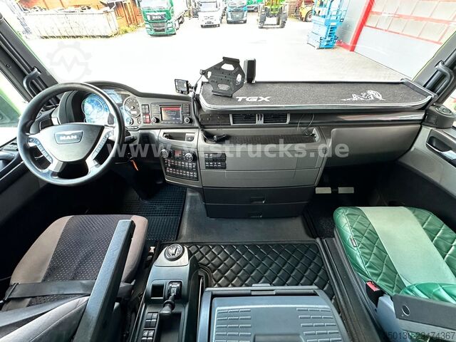 Truk pengangkut ternak MAN TGX 26.440 6x2 3.Stock Cuppers, Lenk-/Lift