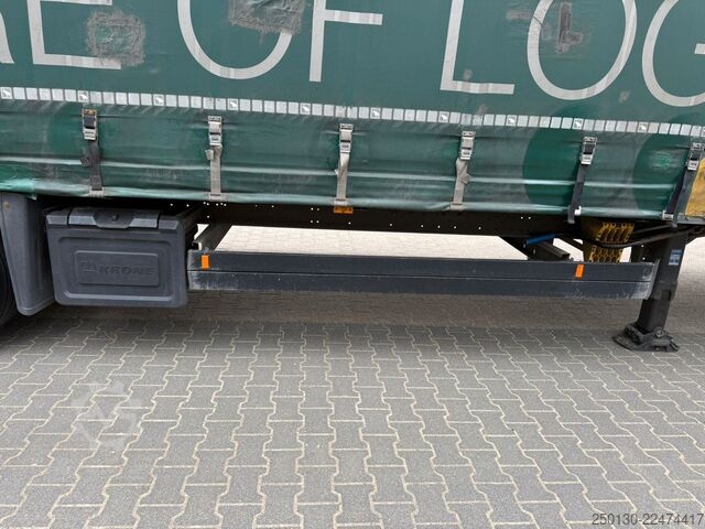 Semiremorcă deschisă cu prelată SCHMITZ CARGOBULL SCB*S3T MegaTrailer Curtainsider Edscha