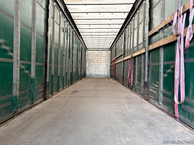 Semiremorcă deschisă cu prelată SCHMITZ CARGOBULL SCB*S3T MegaTrailer Curtainsider Edscha