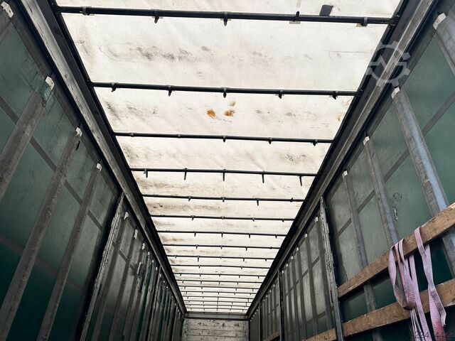 Semiremorcă deschisă cu prelată SCHMITZ CARGOBULL SCB*S3T MegaTrailer Curtainsider Edscha