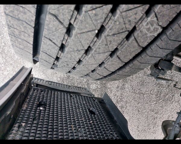 Bodi tukar dengan struktur kotak MERCEDES-BENZ Actros 5 distribuzione 25 6x2 - Actros 5 distribuzione 2545 L 6x2