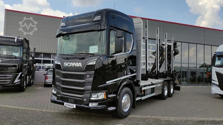 Timber transporter Scania R590 6x4 Kurzholz TAJFUN LIV oder EPSILON
