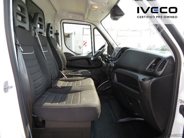 Furgoneta de caja alta IVECO Daily 35S16V AHK, Klima, PDC, RS 3520mm, L3H2