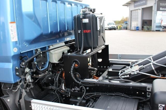 Abrollkipper Mitsubishi eCanter 9C18E Abrollkipper mit Haken