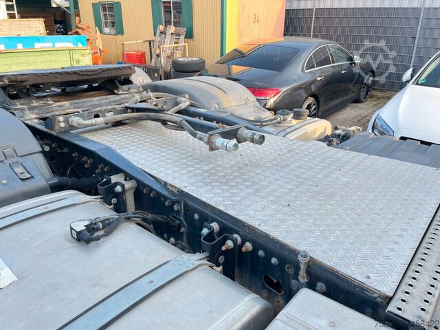 Standardni vlačilec MAN TGS 26.520 6x4 Hydraulik