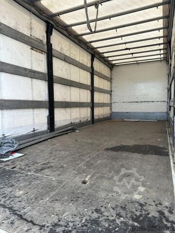 Kofer Mercedes-Benz Atego 1218 bakwagen met laadklep 2000kg!