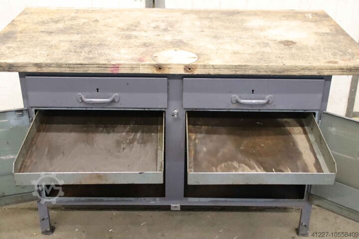 Верстак unbekannt 1500/800/H840 mm