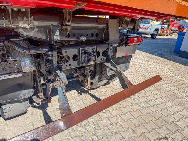 Tresidig tippbil MERCEDES-BENZ Arocs 3243 3.S.K Motorschaden