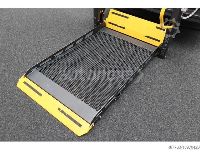 Minibús VOLKSWAGEN Crafter 35 MAXI *ROLLSTUHL-LIFT* 9-SITZE (0138)