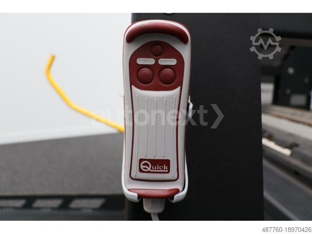 Minibús VOLKSWAGEN Crafter 35 MAXI *ROLLSTUHL-LIFT* 9-SITZE (0138)