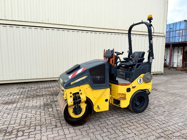 싱글 드럼 롤러 BOMAG BW100AC-5 Kombiwalze / 2019 BJ / 2.400 KG