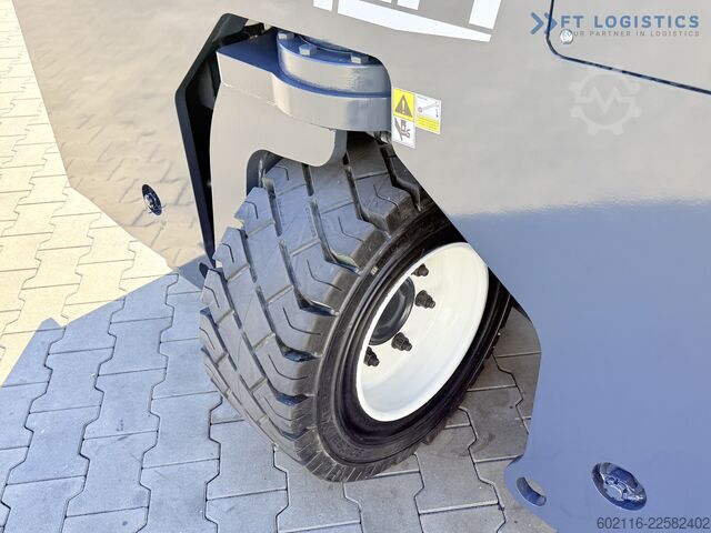 чотири-напрямний навантажувач Combilift C4500 DIESEL TRIPLEX 4900 NEW MODEL