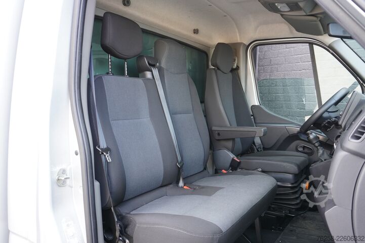 Chiếc vali Renault Master 2.3 dCi 145PK L3 Bakwagen EURO 6 - Airco...