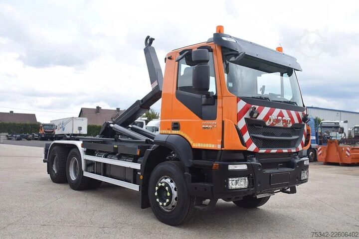 钩臂系统 Iveco Trakker 360