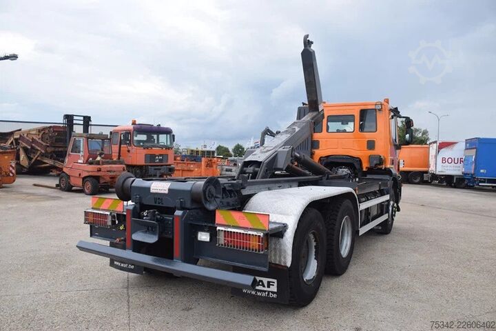 钩臂系统 Iveco Trakker 360