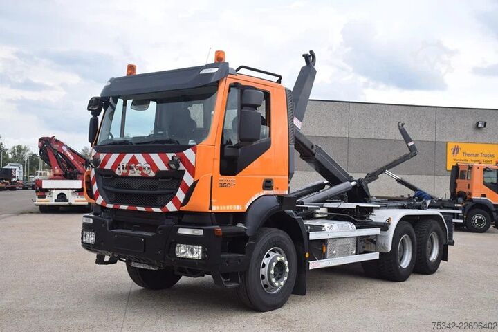 钩臂系统 Iveco Trakker 360