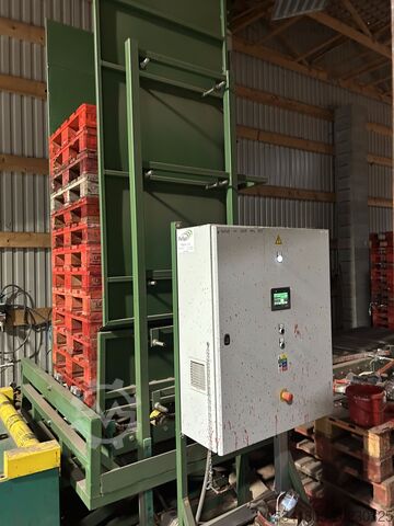 Pallets stacker MOSTROJ 