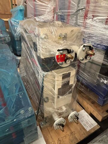 2x 2,92 m² plaatwarmtewisselaar incl. reserveonderdelen various various