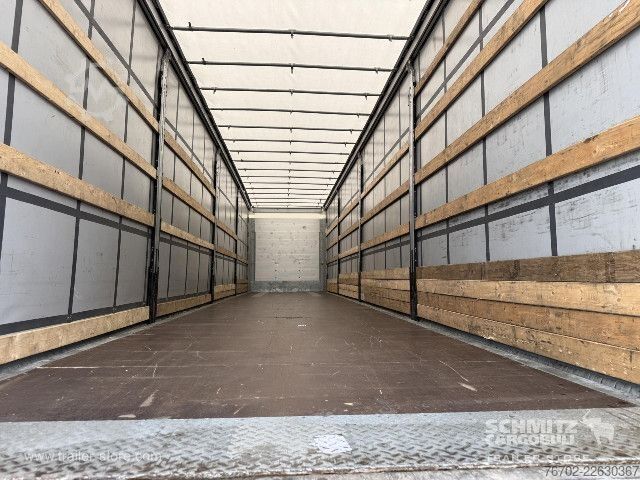 Відкритий напівпричіп з тентом Schmitz Cargobull Curtainsider Standard