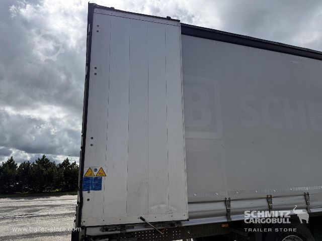 Відкритий напівпричіп з тентом Schmitz Cargobull Curtainsider Standard