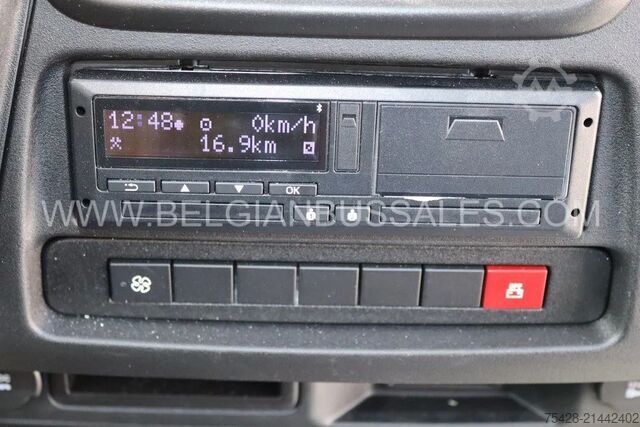 Minibús Iveco Daily Line / NEW / Airco / Preparation Lift / T...