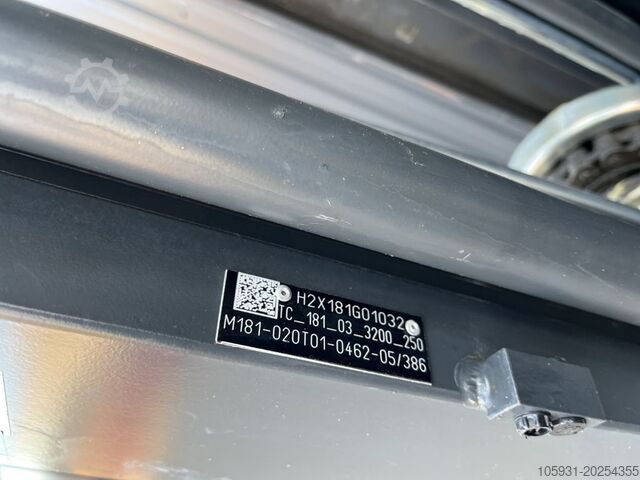 รถยกไฟฟ้า 3 ล้อ Linde E18-02