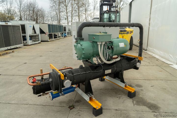 Chiller New Industrial Chiller Climaveneta - 221.1 KW | With warranty