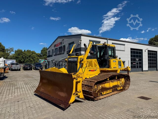 Planierraupe Komatsu D65PXI-18 mit Heckaufreißer GPS