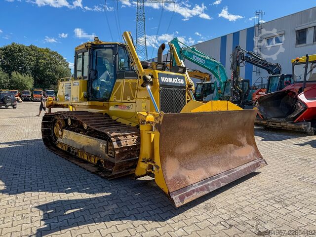 Planierraupe Komatsu D65PXI-18 mit Heckaufreißer GPS