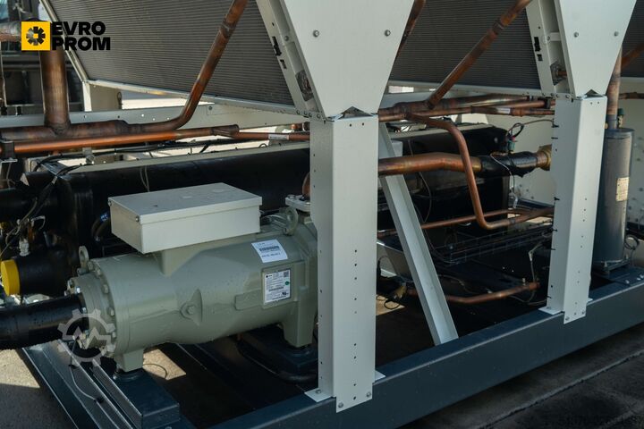 Chiller New Industrial Chiller Trane - 381 KW | With warranty