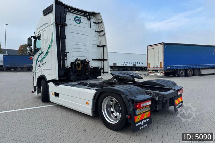 SZM มาตรฐาน Volvo FH 460 Globetrotter XL, Euro 6, / Like new! / S...