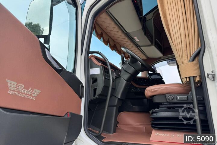 SZM มาตรฐาน Volvo FH 460 Globetrotter XL, Euro 6, / Like new! / S...