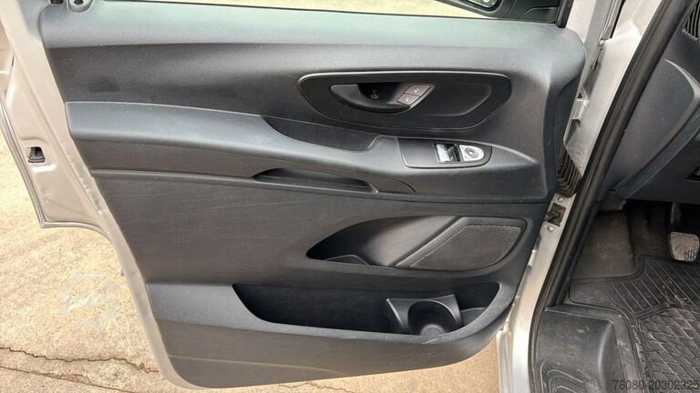 Delivery van Mercedes-Benz Vito 114 CDI (TREKHAAK / 3 PL / NAVI / CAMERA /...