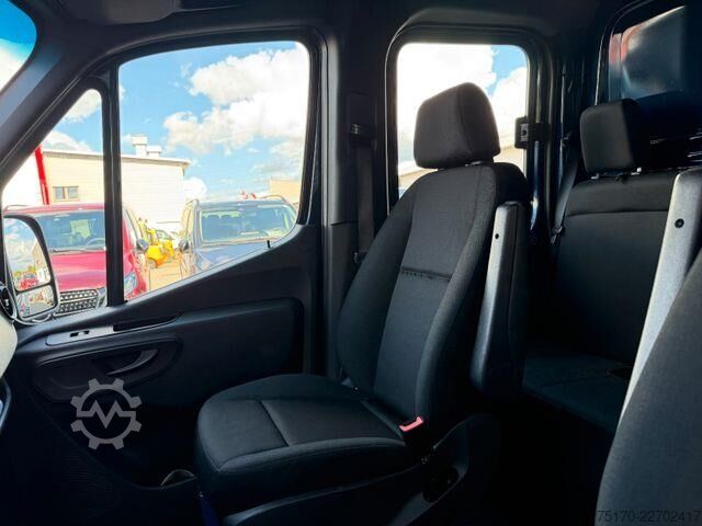 Schiebeplane Mercedes-Benz Sprinter 215 CDI DoKa Pritsche Plane AHK Klima